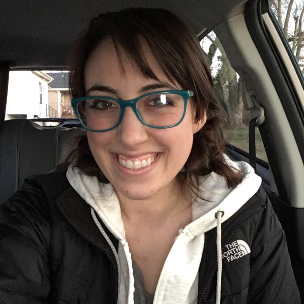 Meet your Posher, Alyssa